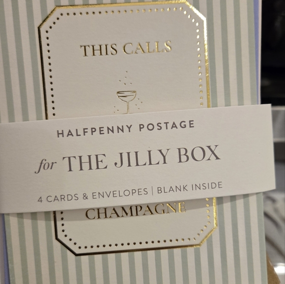 Winter Jilly Box Items - Picture 6 of 8